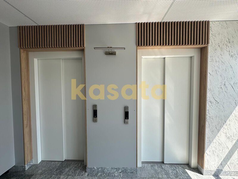 Garsoniera, 36 mp utili + balcon 5,3 mp, etaj 7, bloc nou